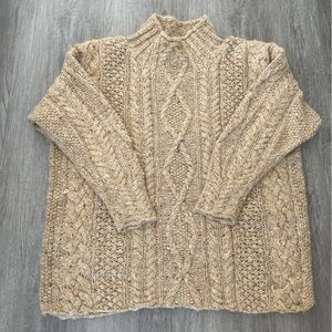 Vintage Express Hand knit 90s Cable Sweater Medium
